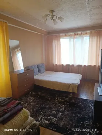Продам 2 х ком квартиру ориентир док Донецк