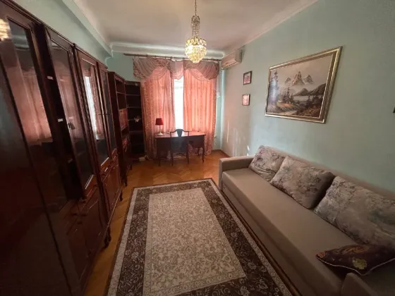Аренда - Крупногабаритной Квартиры - Ворошиловский район - Гринплаза - Лучшая Локация - Вода идет ! Донецк