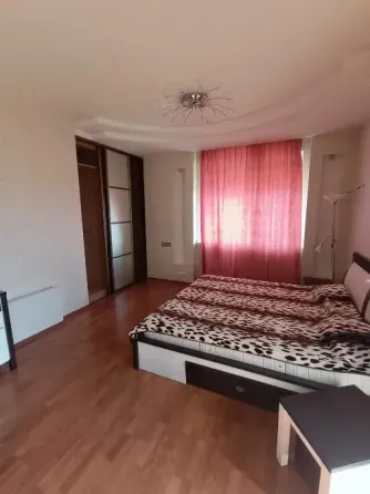 Продажа 3к квартиры в Калининском р-е жк Альтком Ильича 21 б Донецк