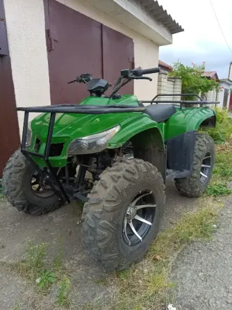 Продам квадрик Макеевка