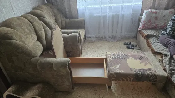Продам диван и два кресла Донецк