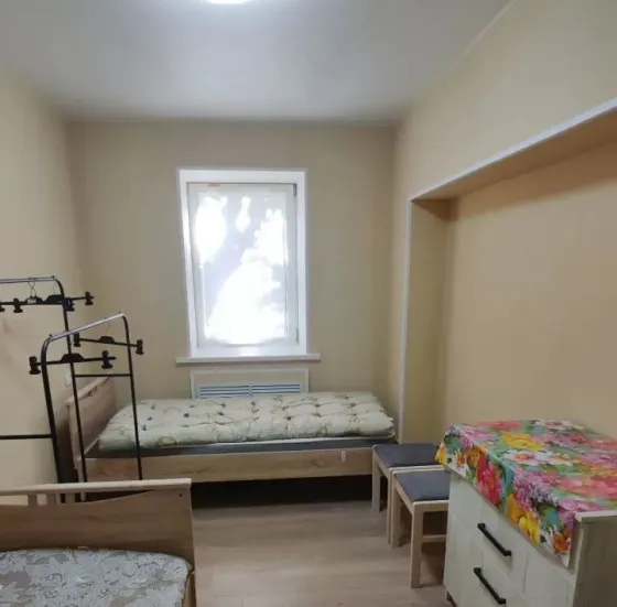 Квартира свободна и подготовлена к новым жильцам. Площадь - 45 м², на 4 этаже Донецк