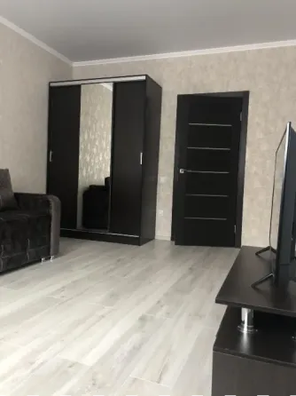 Сдам однокомнатную квартиру в Буденновском районе Донецка, улица Краснооктябрьская. Донецк