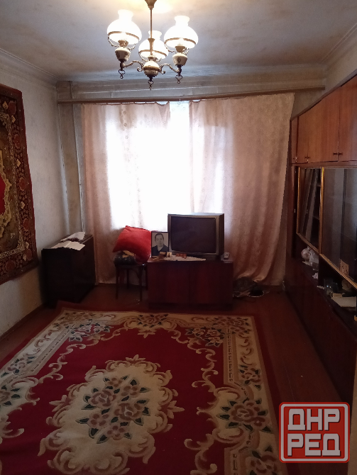 Продам 2-х комнатной квартиры Макеевка, Западная, ул. Минина, (ориентир ост. Шоколад Макеевка - изображение 1