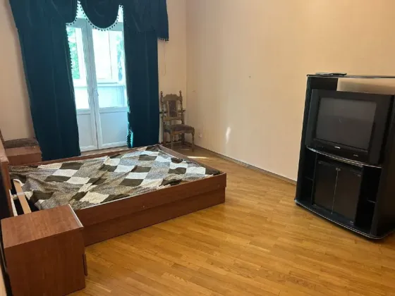 4к Петровский район, Круг Донецк