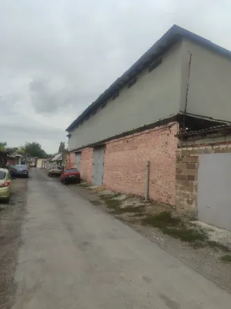 Сдам большой гаражный бокс Донецк