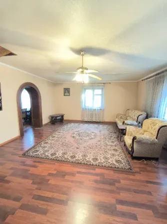Двухэтажный дом 150 м². Пл. Бакинских комиссаров Донецк