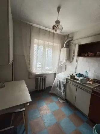 Продам 2х комн. кв-ру Калининский р-н, ор-р Калининский рынок. Донецк