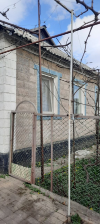 Дом, Ленинский р-н., Перинатальный центр, 4сотки Приват.земли Донецк