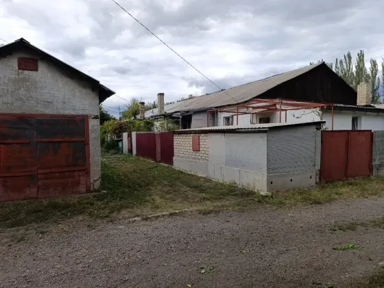 Продается 2-х комн. дом (кв-ра на земле) г.Донецк, пос.Абакумова Донецк
