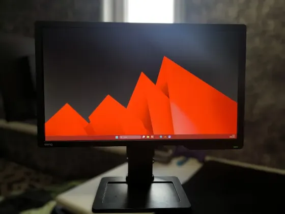 Монитор BenQ 24" XL2411P ZOWIE [144Hz, TN, 1920x1080, 1000:1, 12M:1, 1мс, 350, HDMI, DVI, DP, Pivot, Макеевка