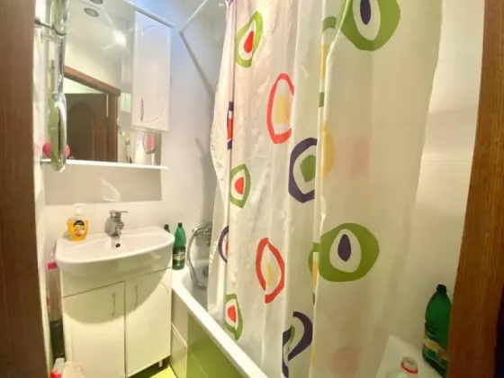 Продам 2-к. квартиру в Ворошиловском районе с автономным отоплением. Донецк