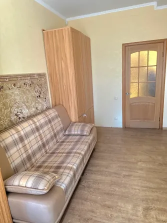 Продается 3-к квартира Шахтерск