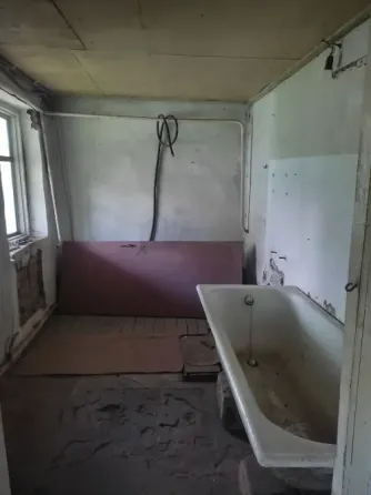 Продам дом/квартиру в городе Луганск поселок Тепличное Луганск