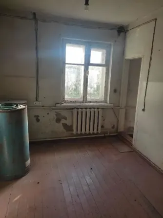 Продам дом/квартиру в городе Луганск поселок Тепличное Луганск
