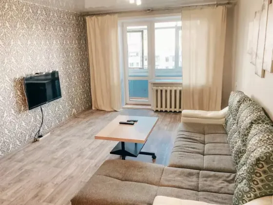 Сдам 4-комнатную квартиру в Буденновском районе! Ул. Майская. Донецк