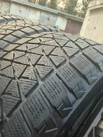 Продам шины BRIDGESTONE Blizzak 265/50R19 Донецк