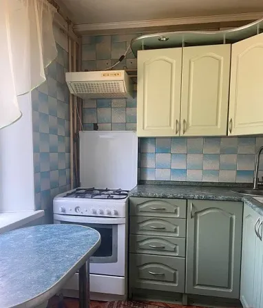 Продаётся 3х комнатная квартира в Ленинском р-не, ул. Речная Донецк