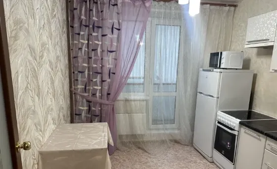 Предлагаю 1-комнатную квартиру в буденновском районе, на улице независимости, в микрорайоне донской Донецк