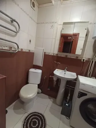 Сдам 1 комн. Бакинских комиссаров Донецк
