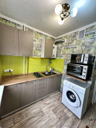 Продам 3 к квартиру в Приморском районе Мариуполь