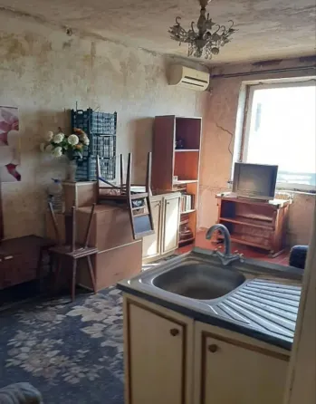 Продаётся 1-комн квартира под ремонт. Даки Макеевка
