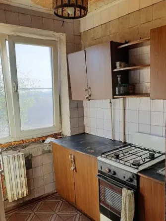 Продаётся 1-комн квартира под ремонт. Даки Макеевка
