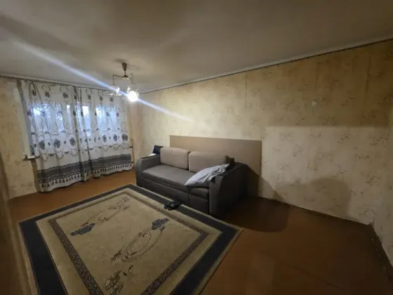 Продам 2х к.кв Ильичевский район Ул.Покрышкина Мариуполь