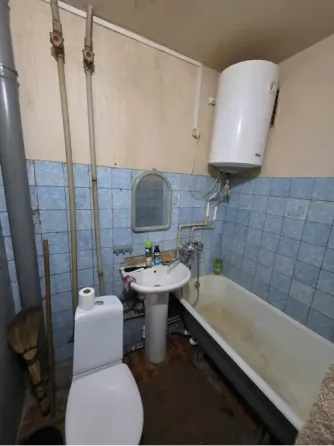 Продам 2х к.кв Ильичевский район Ул.Покрышкина Мариуполь
