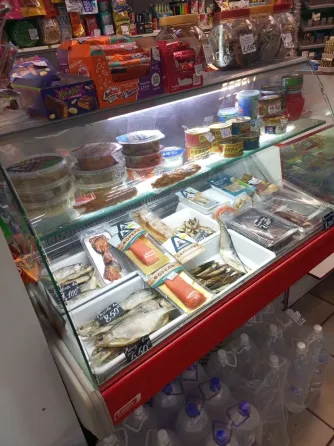 Продам холодильную витрину Донецк