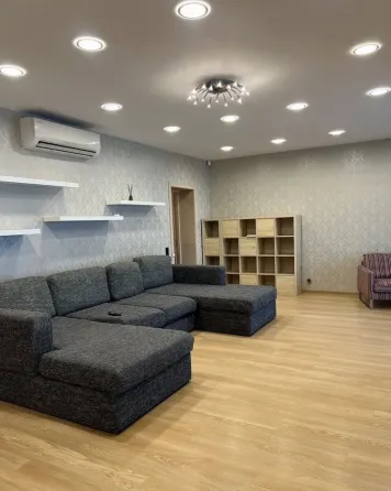 Сдам 3х комнатную квартиру в Ленинском районе Донецк
