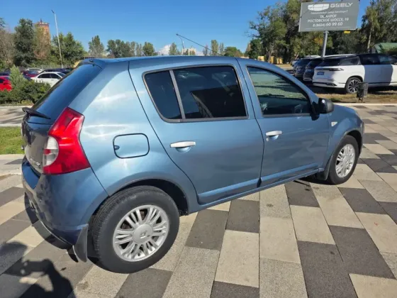 RENAULT SANDERO Донецк