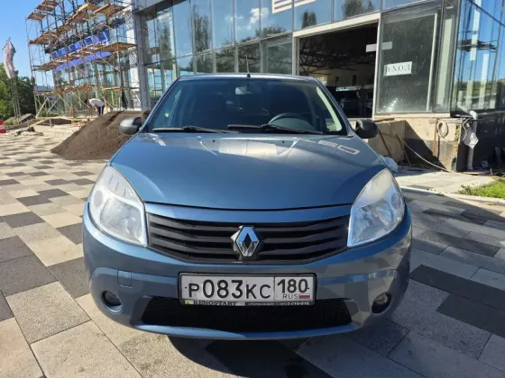 RENAULT SANDERO Донецк