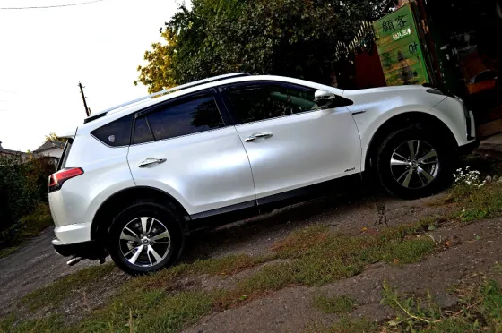 Toyota Rav4 2016г 2.0 4WD**IDeaL-эксклюзив**Рестайлинг официал Макеевка