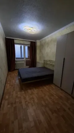 Сдам 3к кв на 1й площадке Донецк