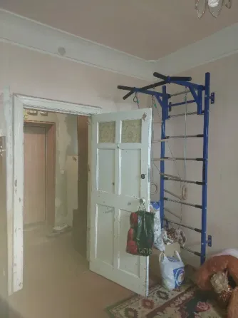 Срочно продам 2к.кв г.Макеевка, центр, 22 линия, ул. Менжинского Макеевка