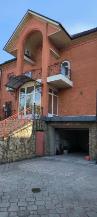 Сдам дом на Богдана Хмельницкого/ Соловьяненко Донецк