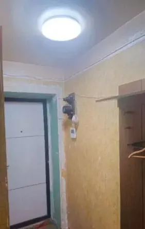Продам 2 комнатную квартиру южэлектросетьстрой Донецк