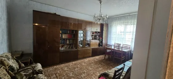 Продам 3-комн. квартиру с автономным отоплением в р-оне Мирного рынка. Макеевка