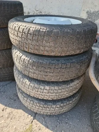 Продаю комплект колёс на ниву,р 16 Донецк