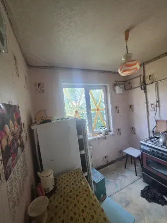 Продам 2 ком, кв-л Химик Макеевка