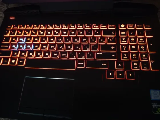 HP Omen 17-an013tx/17,3-120гц/Intel Core i7-7700HQ/16 Гб DDR4/SSD M2 NWMe-128 Гб+HDD на 1Тб/GTX 1060 Донецк