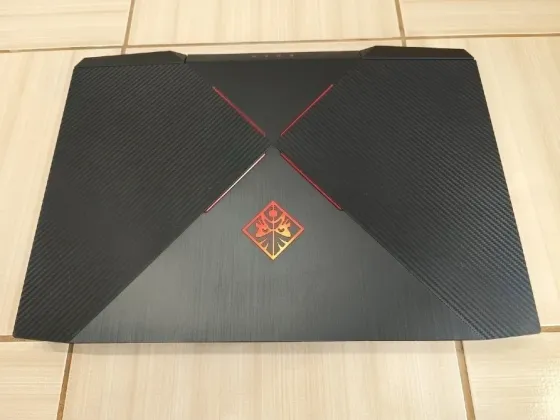 HP Omen 17-an013tx/17,3-120гц/Intel Core i7-7700HQ/16 Гб DDR4/SSD M2 NWMe-128 Гб+HDD на 1Тб/GTX 1060 Донецк