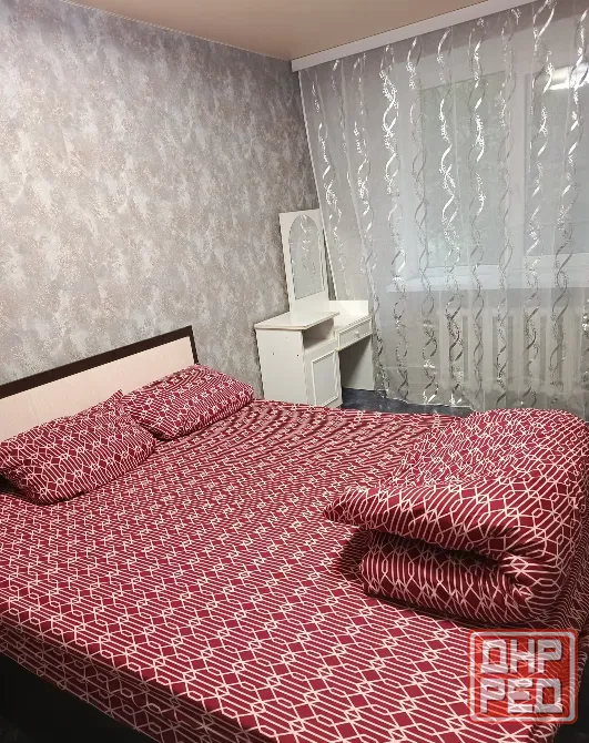 Сдам 3 комнатную квартиру посуточно ленинский район Донецк - изображение 2