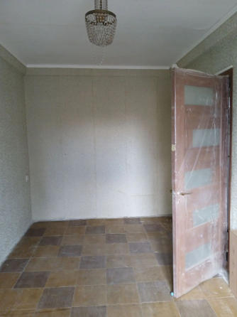 Продам 2х комн квартиру Петровский район ул Ст Щипачева Донецк