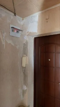 Продам 1к кв на Щетинина Донецк