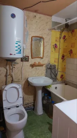 Продам 1к кв на Щетинина Донецк
