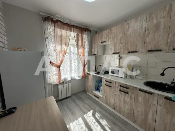 1-к квартира, 1/5 этаж, 30,5м², арт. 145381519 Мариуполь