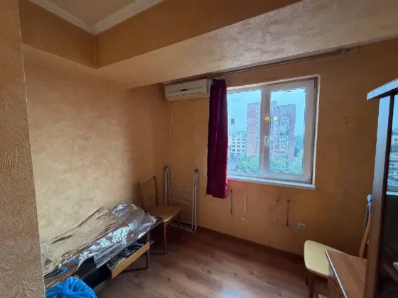 Продажа 3-комнатной квартиры в Центре Макеевки, микрорайон Центральный, д.6, Вода 24/7- Накопитель!! Макеевка