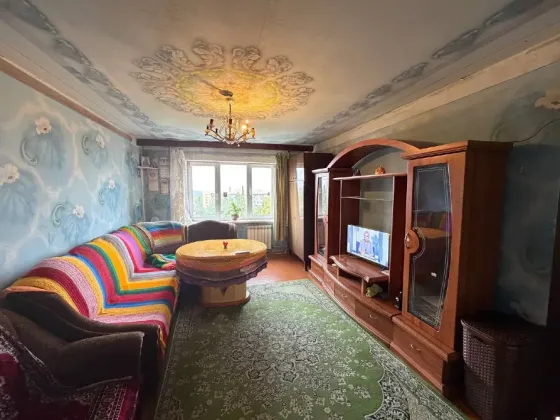 Продажа 3-комнатной квартиры в Центре Макеевки, микрорайон Центральный, д.6, Вода 24/7- Накопитель!! Макеевка